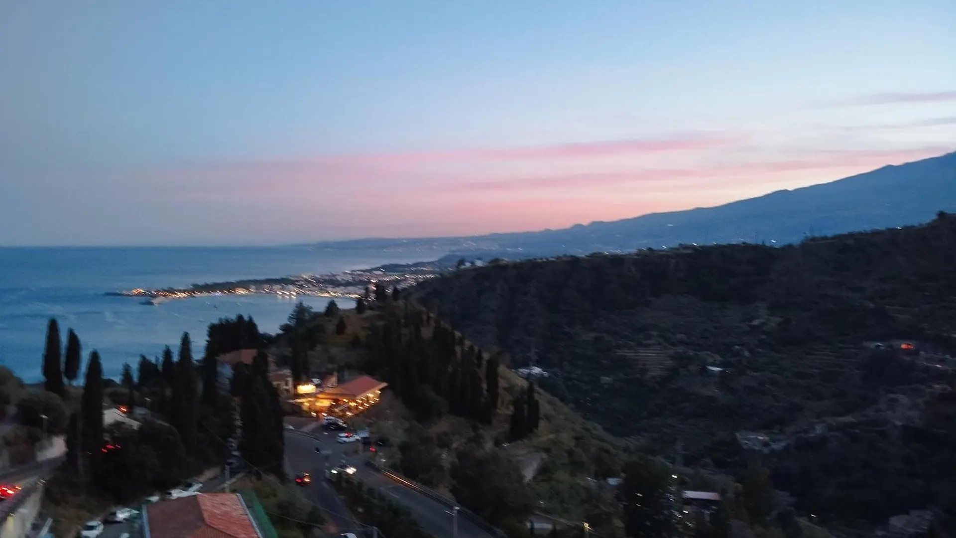 Holiday Home Tropicana Mascali Apartment