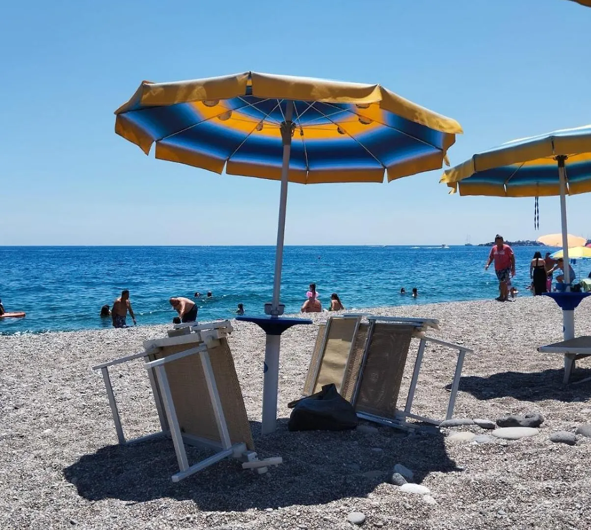 Apartment Holiday Home Tropicana Mascali Italy